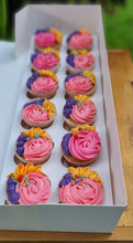 Load image into Gallery viewer, Mandy made cupcakes
